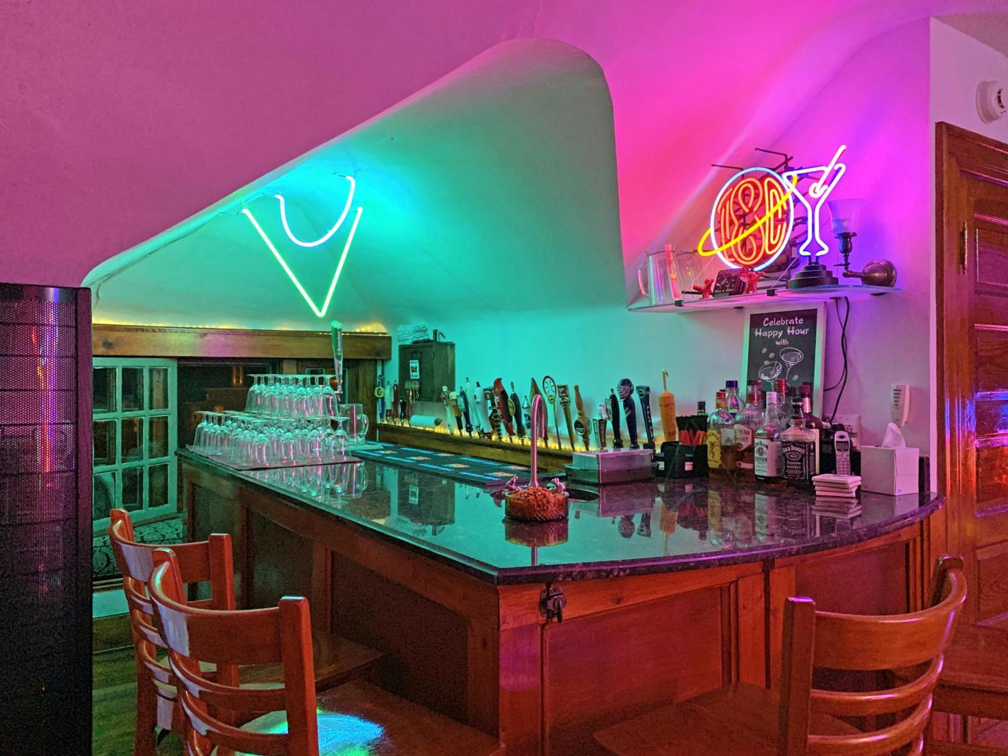 Mike & Allen'S Place On The Park_3 哥伦布 外观 照片